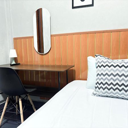 Jogja Day Inn ยอกยาการ์ตา ภายนอก รูปภาพ