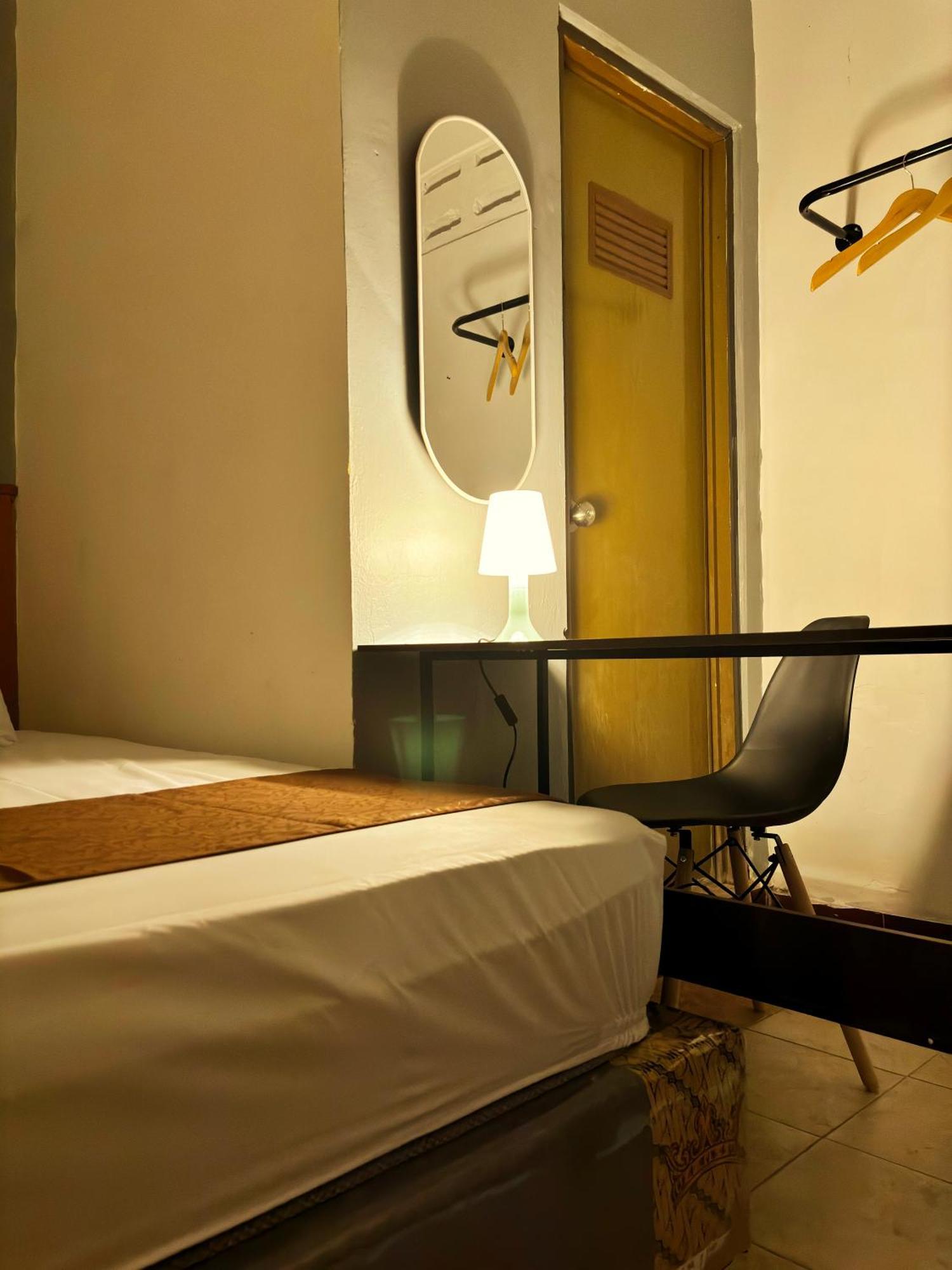Jogja Day Inn ยอกยาการ์ตา ภายนอก รูปภาพ