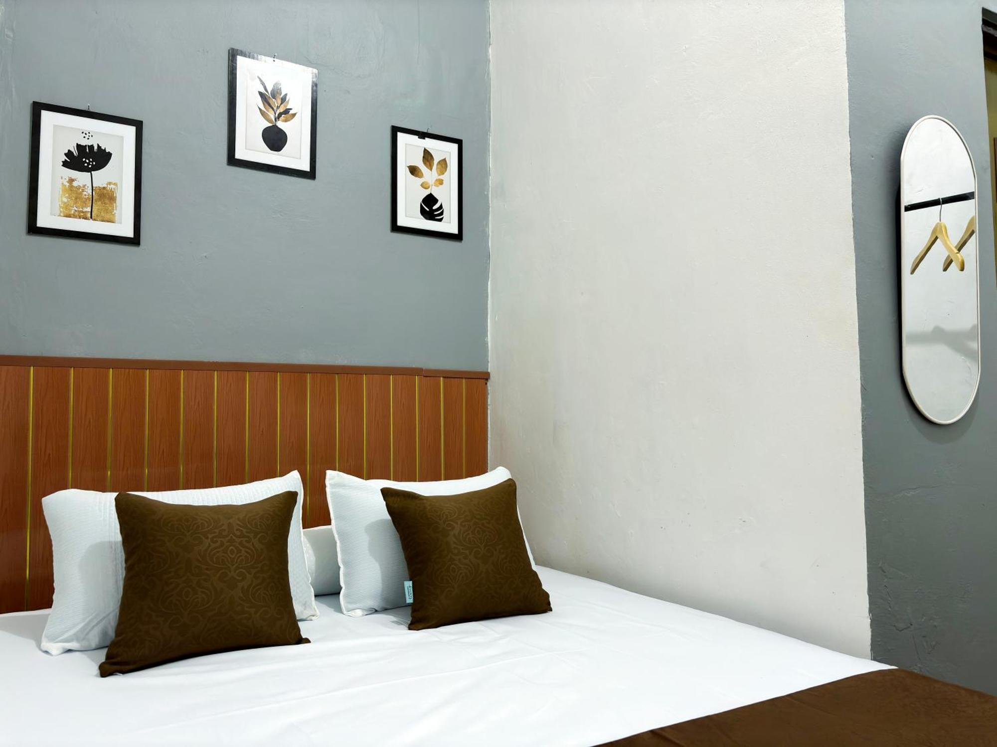 Jogja Day Inn ยอกยาการ์ตา ภายนอก รูปภาพ