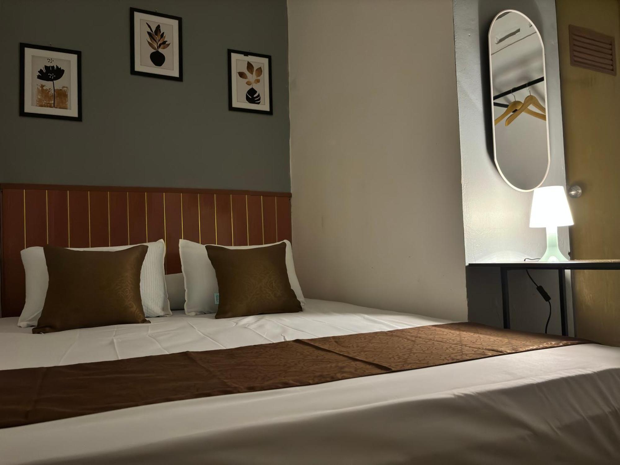 Jogja Day Inn ยอกยาการ์ตา ภายนอก รูปภาพ