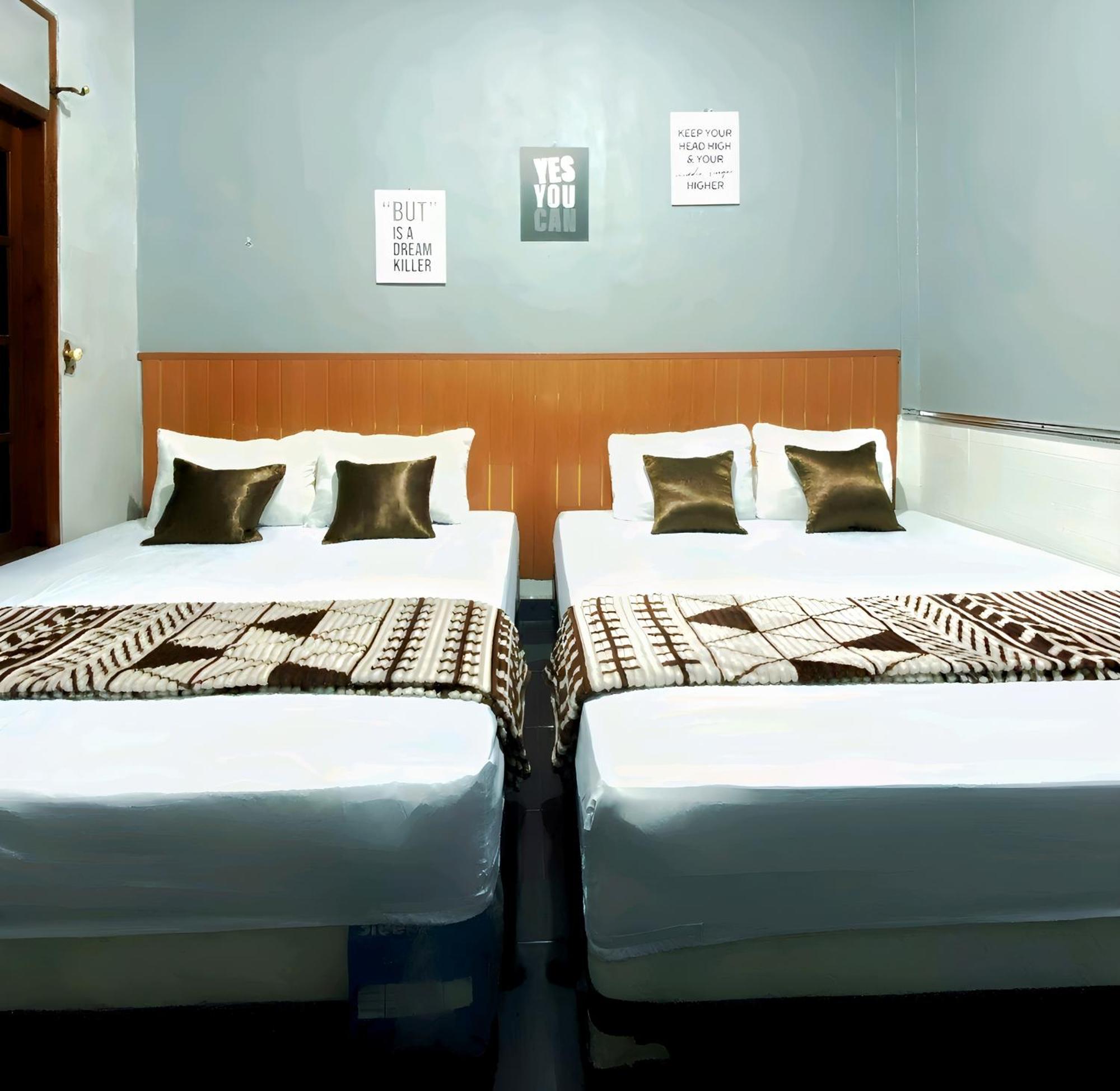 Jogja Day Inn ยอกยาการ์ตา ภายนอก รูปภาพ