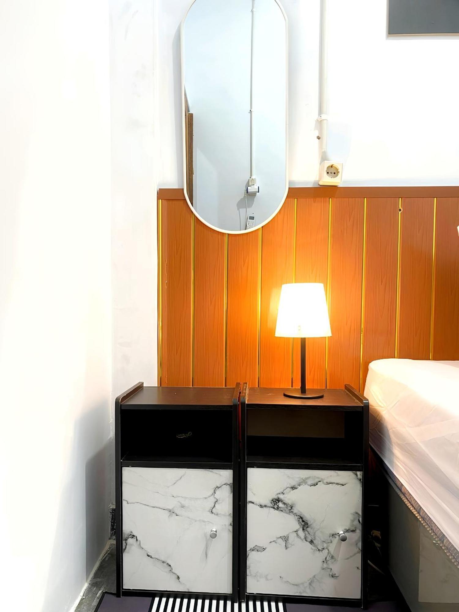 Jogja Day Inn ยอกยาการ์ตา ภายนอก รูปภาพ