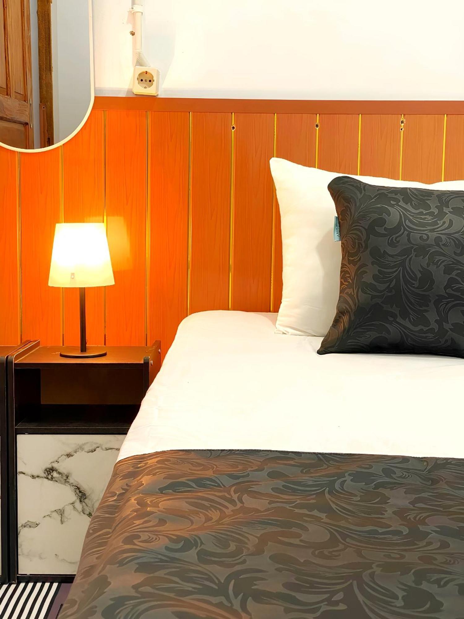 Jogja Day Inn ยอกยาการ์ตา ภายนอก รูปภาพ